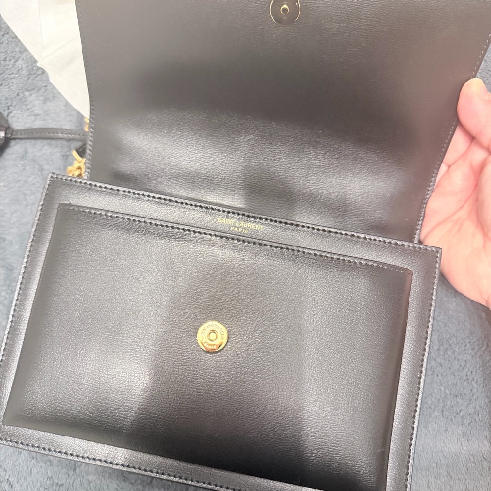 Yves Saint Laurent Black Leather Shoulder Bag - Sunset Medium - Picture 2 of 7